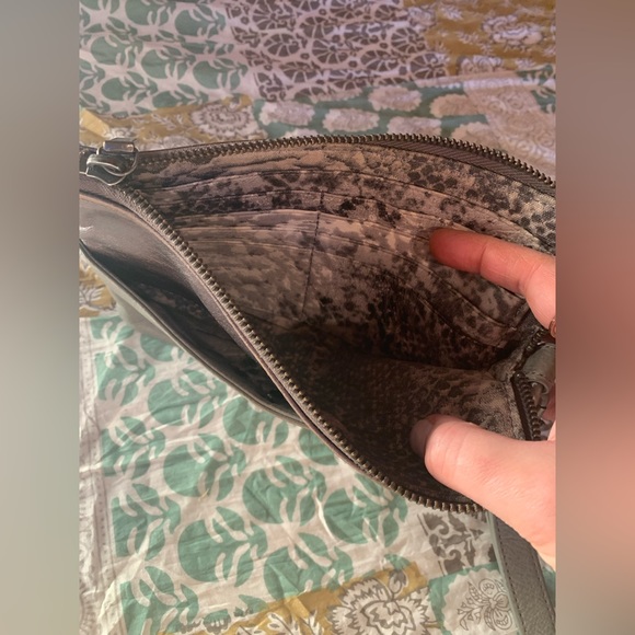 liebeskind leather pouch - Picture 3 of 4